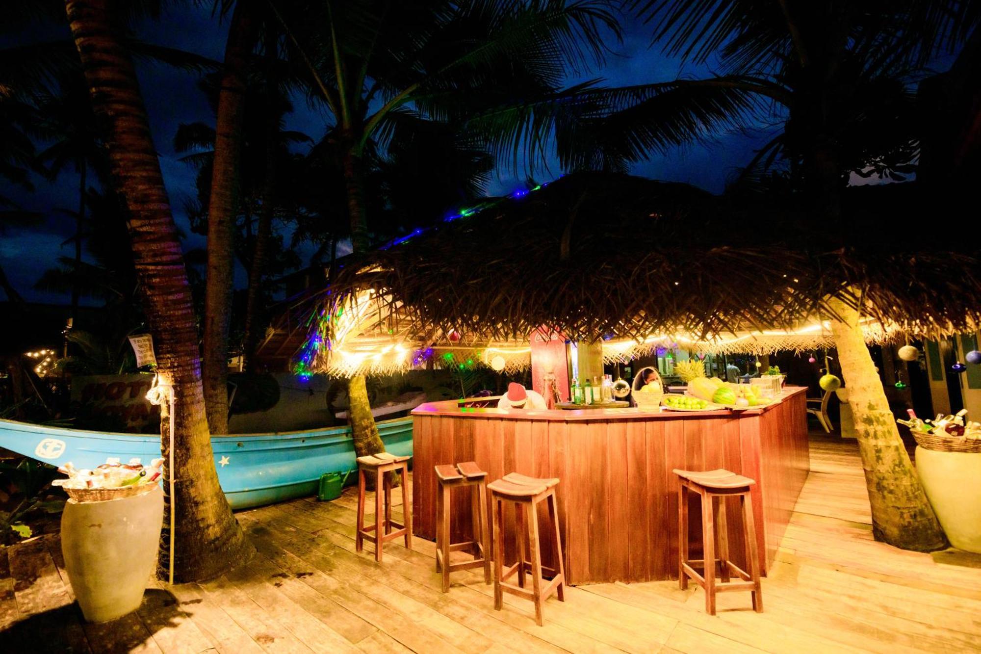 Royal Beach Hotel&Restaurant Hikkaduwa Exterior foto