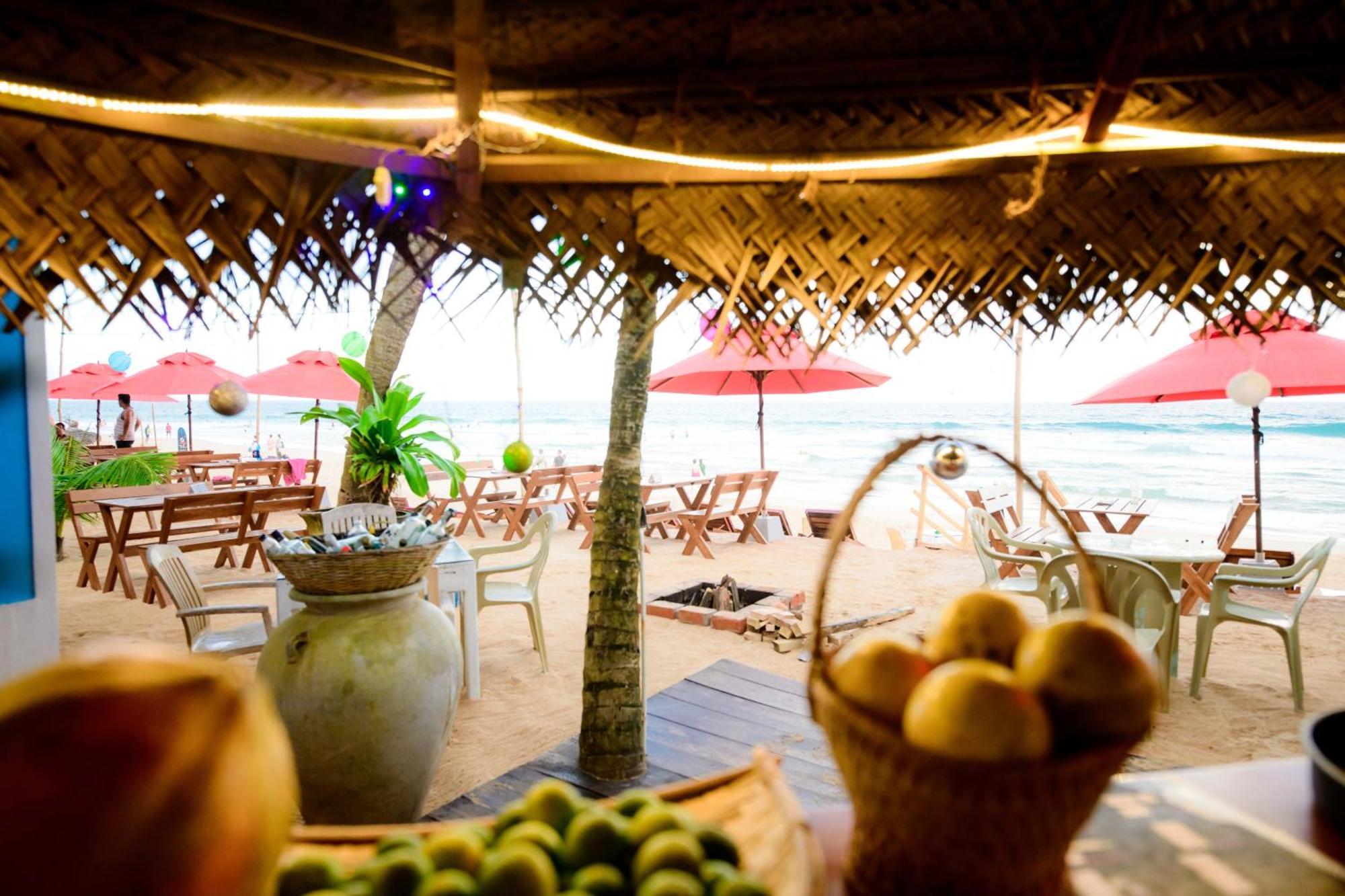 Royal Beach Hotel&Restaurant Hikkaduwa Exterior foto